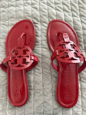 Tory Burch Red Patent Miller Thong Sandals Size 9